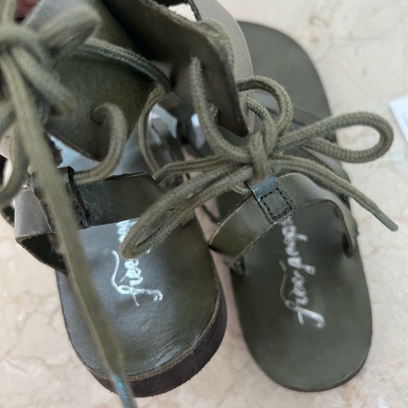 Free People Vacation Day Wrap Sandal Size 40 - Picture 9 of 12